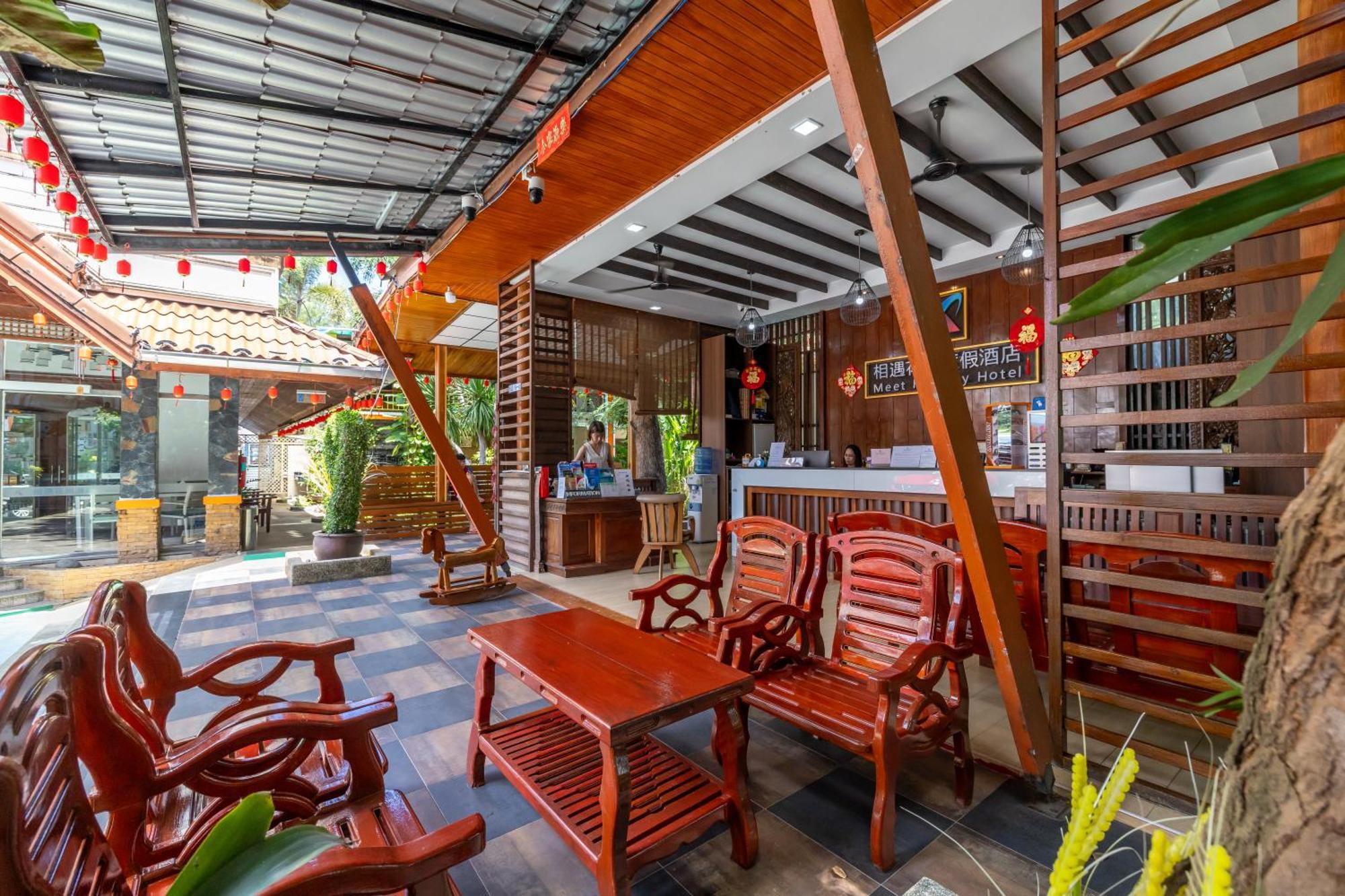 Phuket Meet Holiday Hotel 普吉岛相遇花园度假酒店 Rawai Luaran gambar