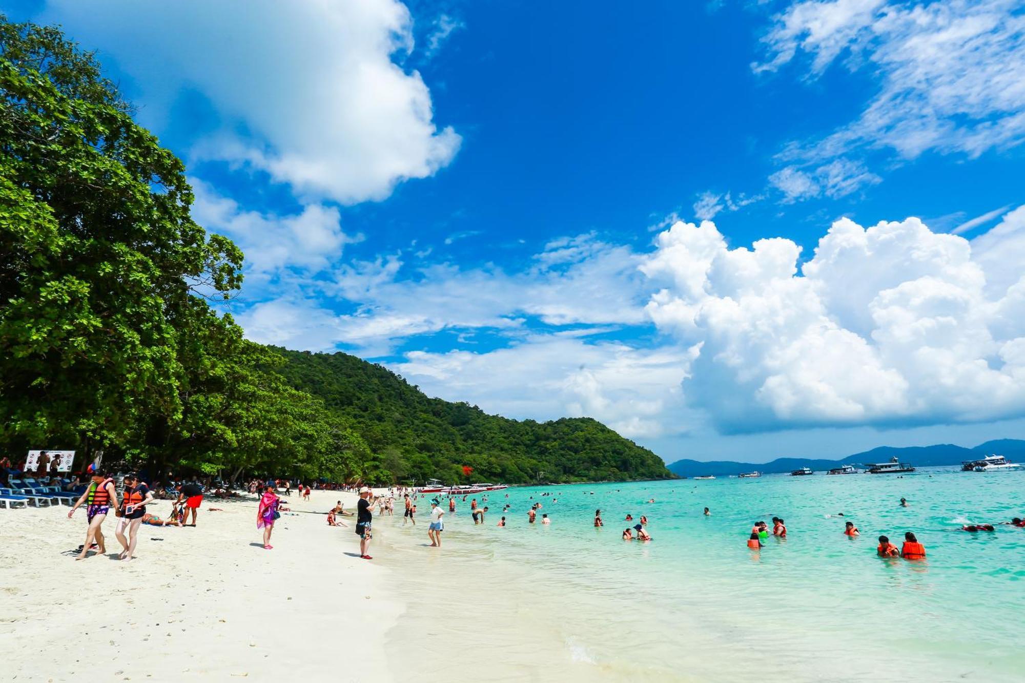 Phuket Meet Holiday Hotel 普吉岛相遇花园度假酒店 Rawai Luaran gambar
